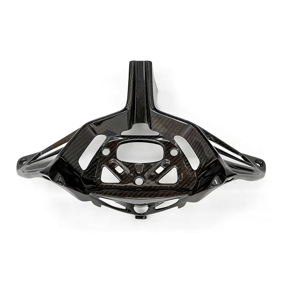Carbon Fiber Rear Center Tail Panel – Honda CBR650R 2024–2026